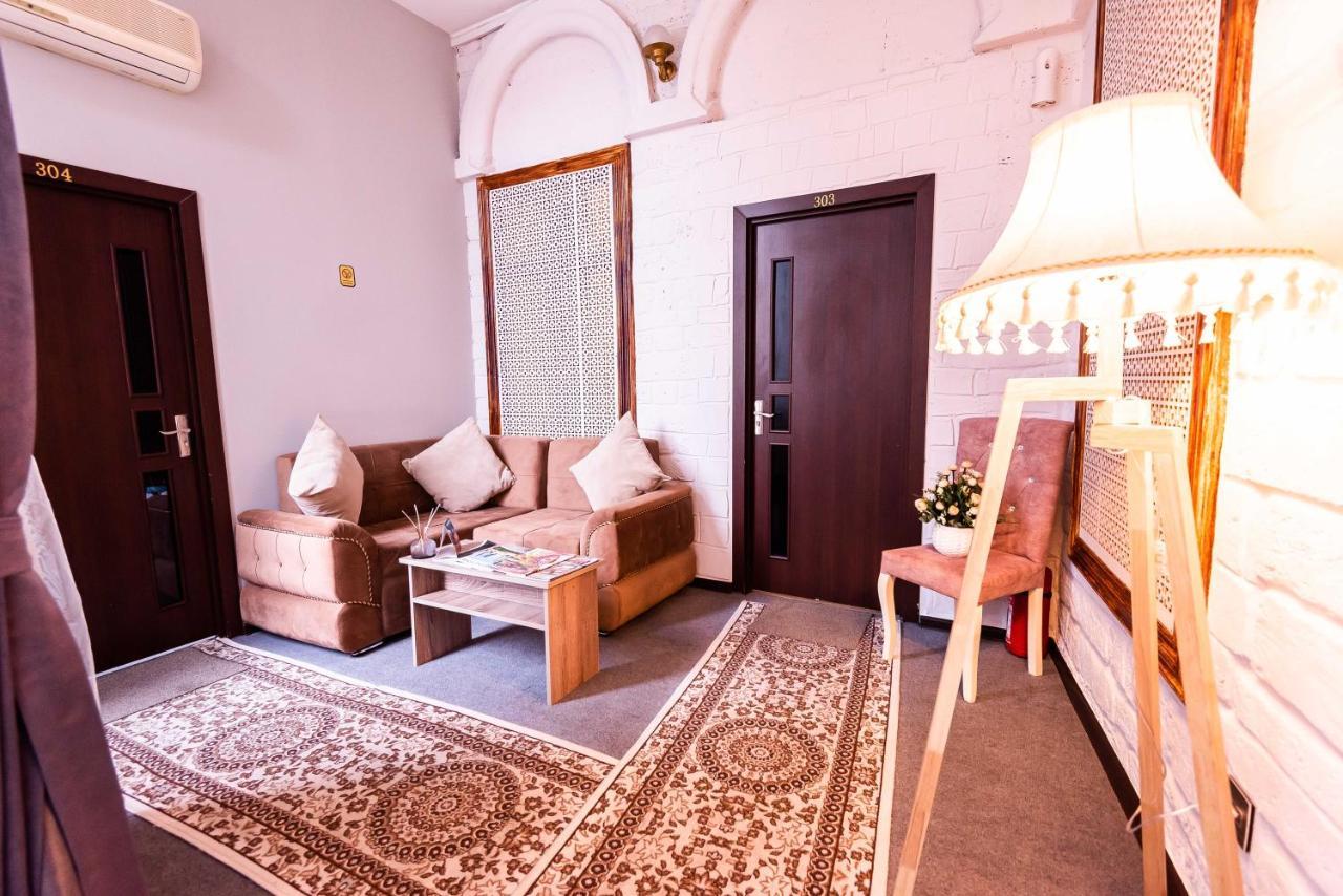 Castello Inn Баку Экстерьер фото